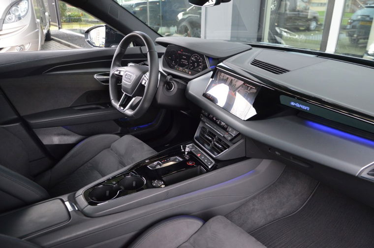 Audi e-tron GT