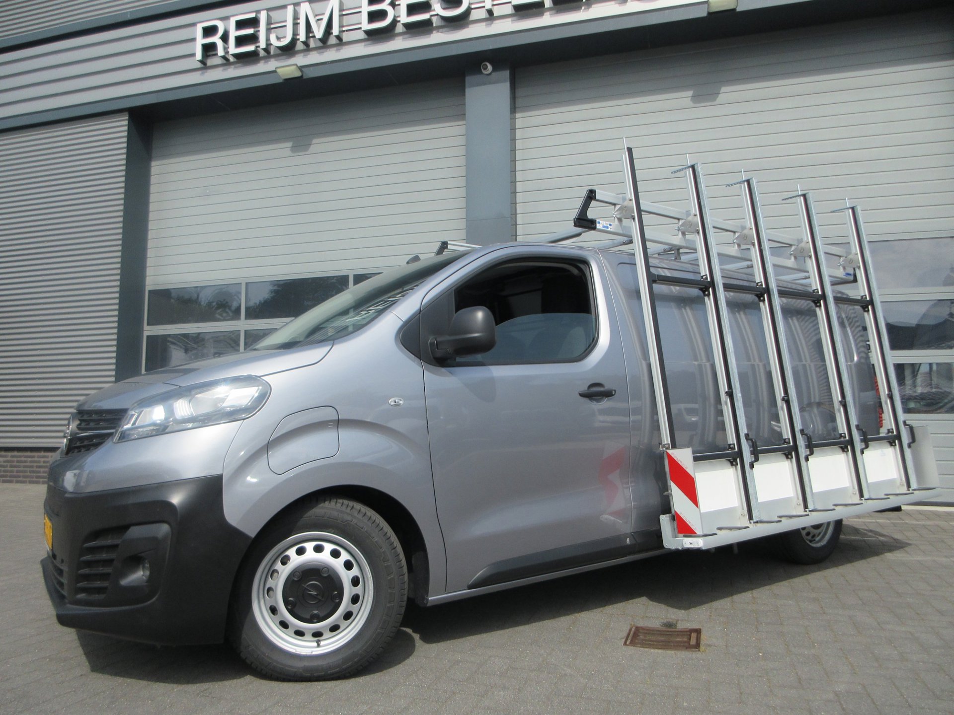Foto van Opel Vivaro-e