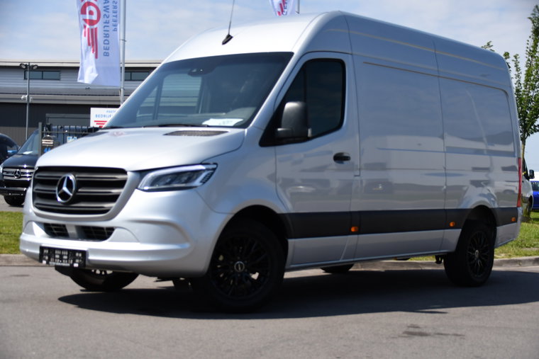Mercedes-Benz Sprinter foto 1