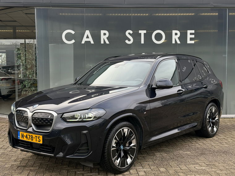 Foto van BMW iX3