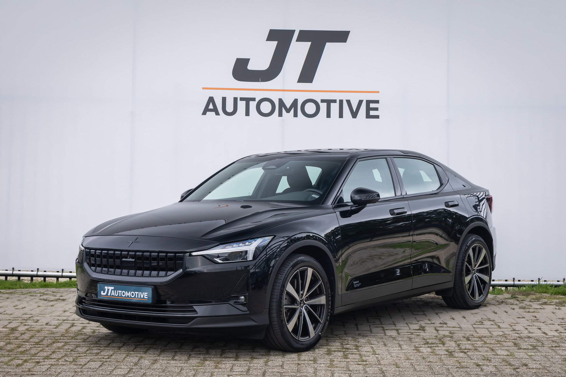 Foto van Polestar 2