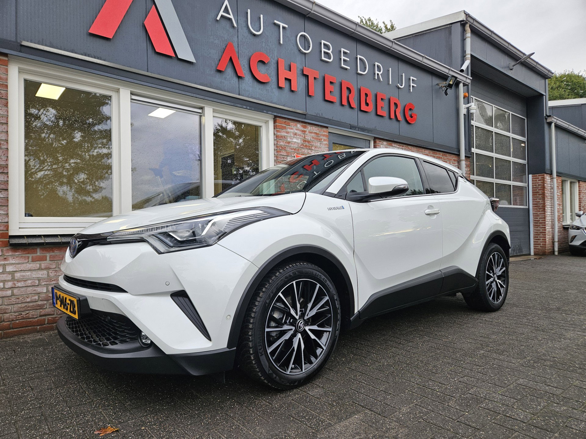 Foto van Toyota C-HR
