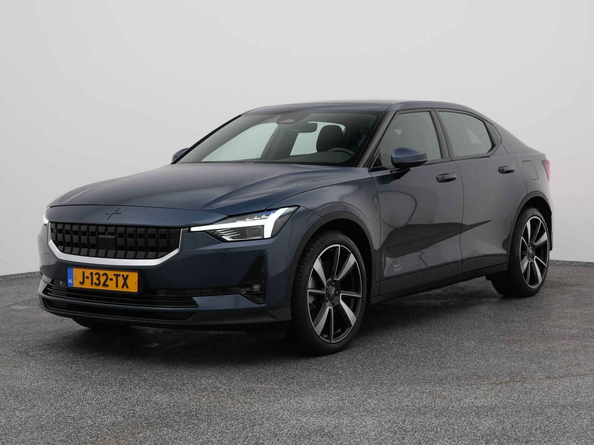Foto van Polestar 2
