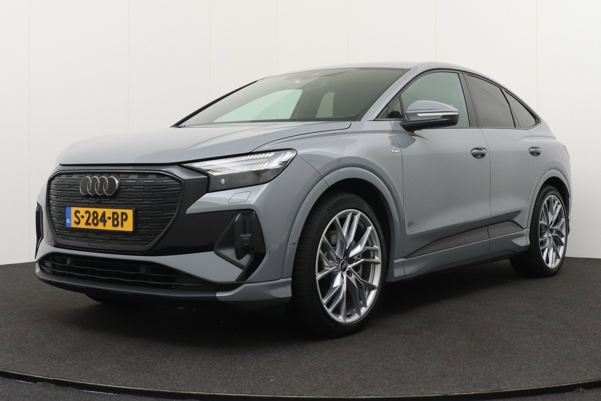 Foto van Audi Q4 Sportback e-tron