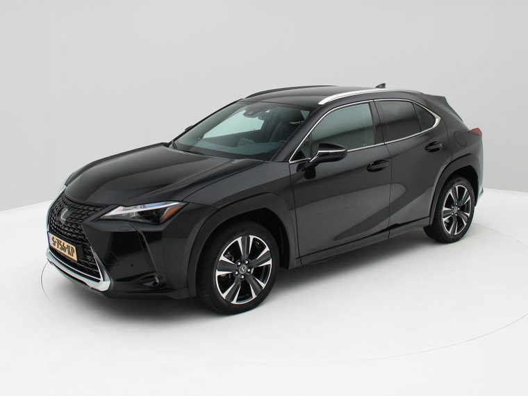 Lexus UX foto 1