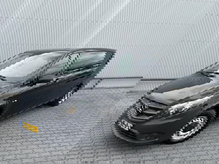 Foto van Mercedes-Benz Vito