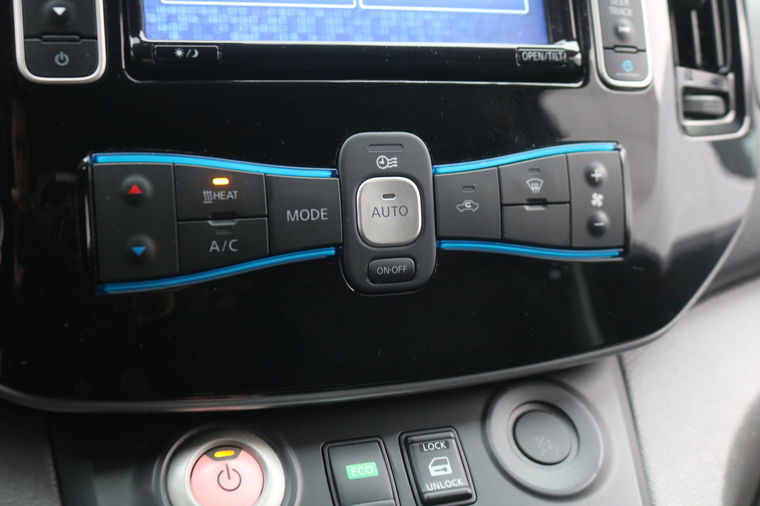 Nissan E-NV200