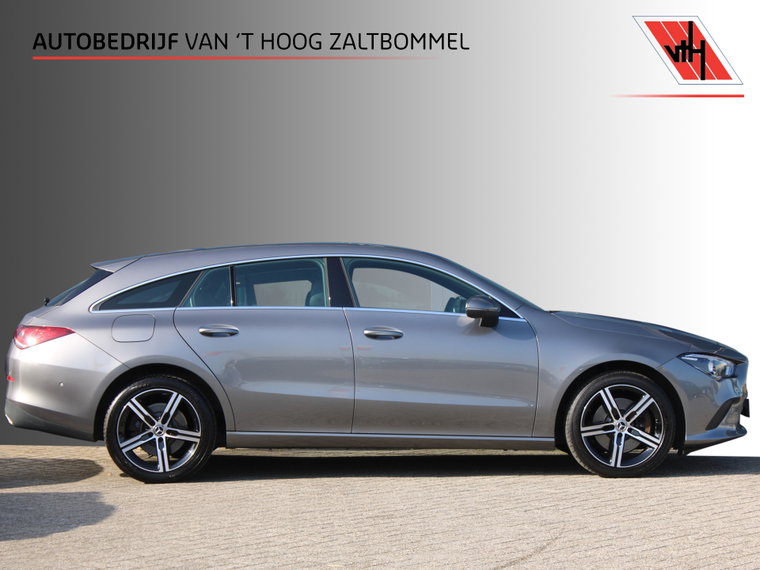 Mercedes-Benz CLA foto 1