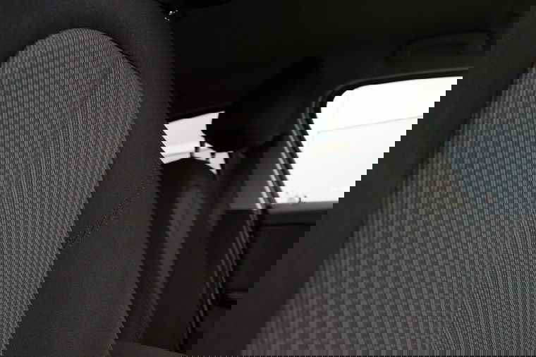 BMW 1-serie 118i F40 Executive Edition | Automaat | 1e eigenaar | NL auto | BTW auto | LED | Carplay | DAB | Sportstuur |
