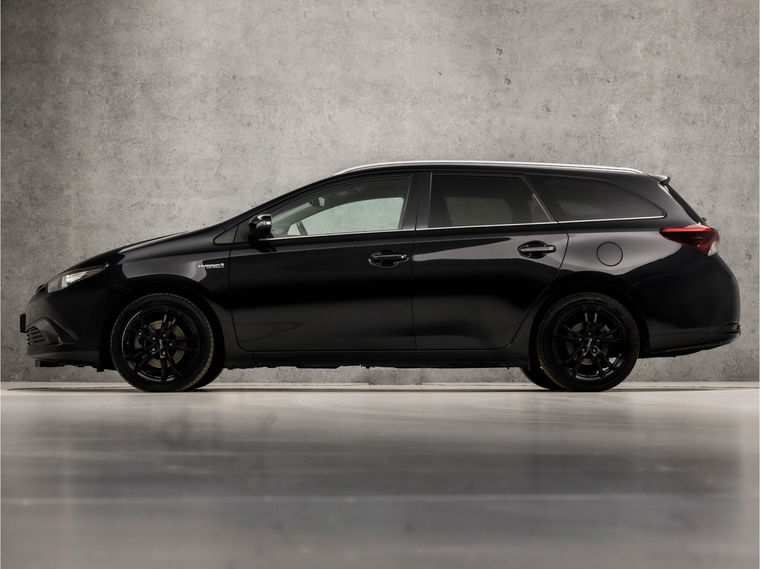 Toyota Auris Touring Sports