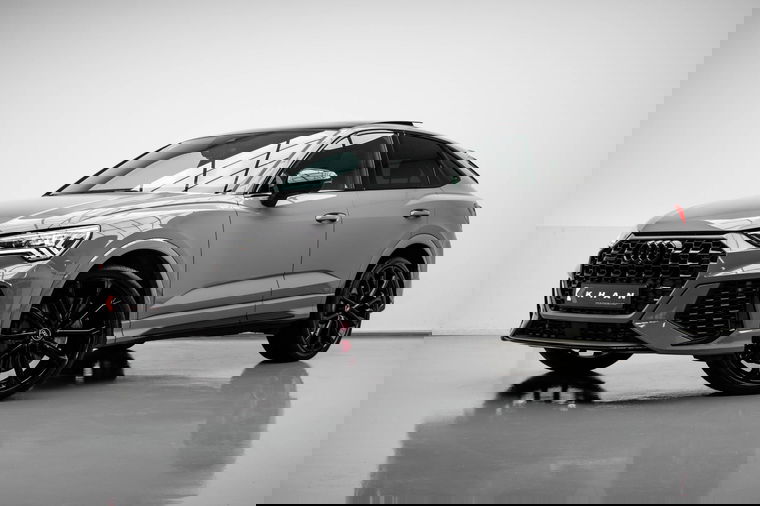 Foto van Audi RSQ3 Sportback