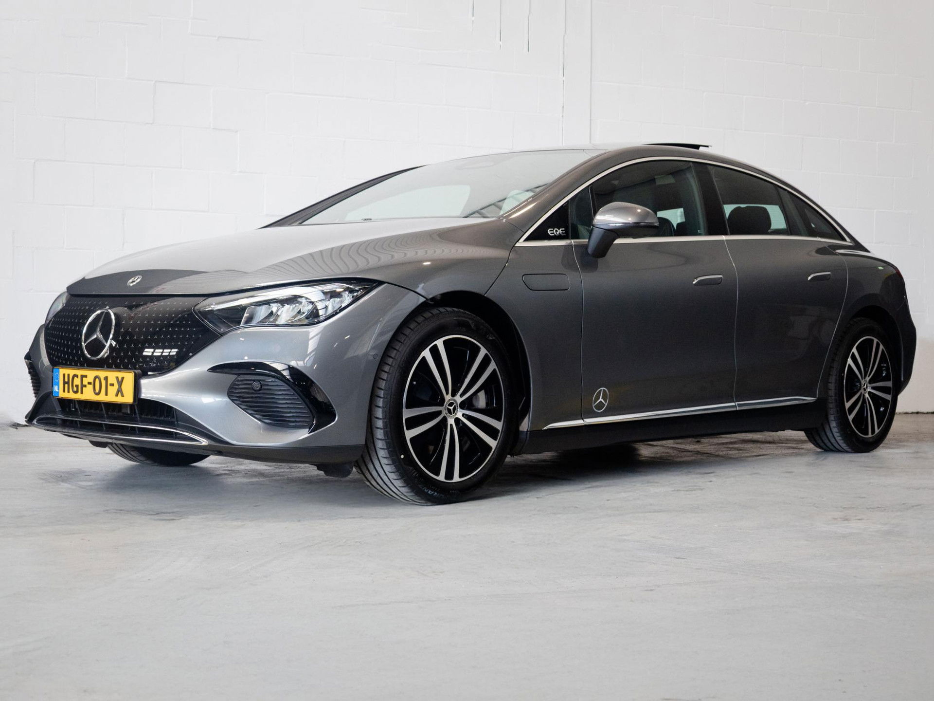 Foto van Mercedes-Benz EQE