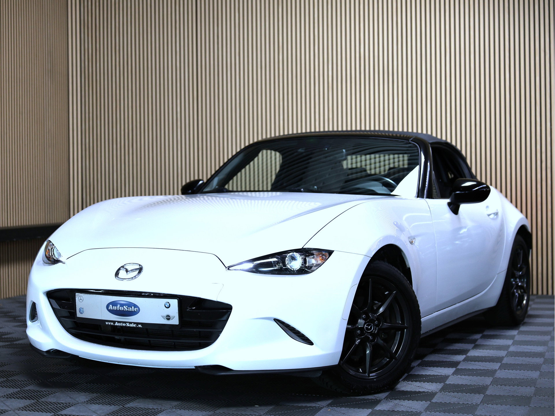 Foto van Mazda MX-5