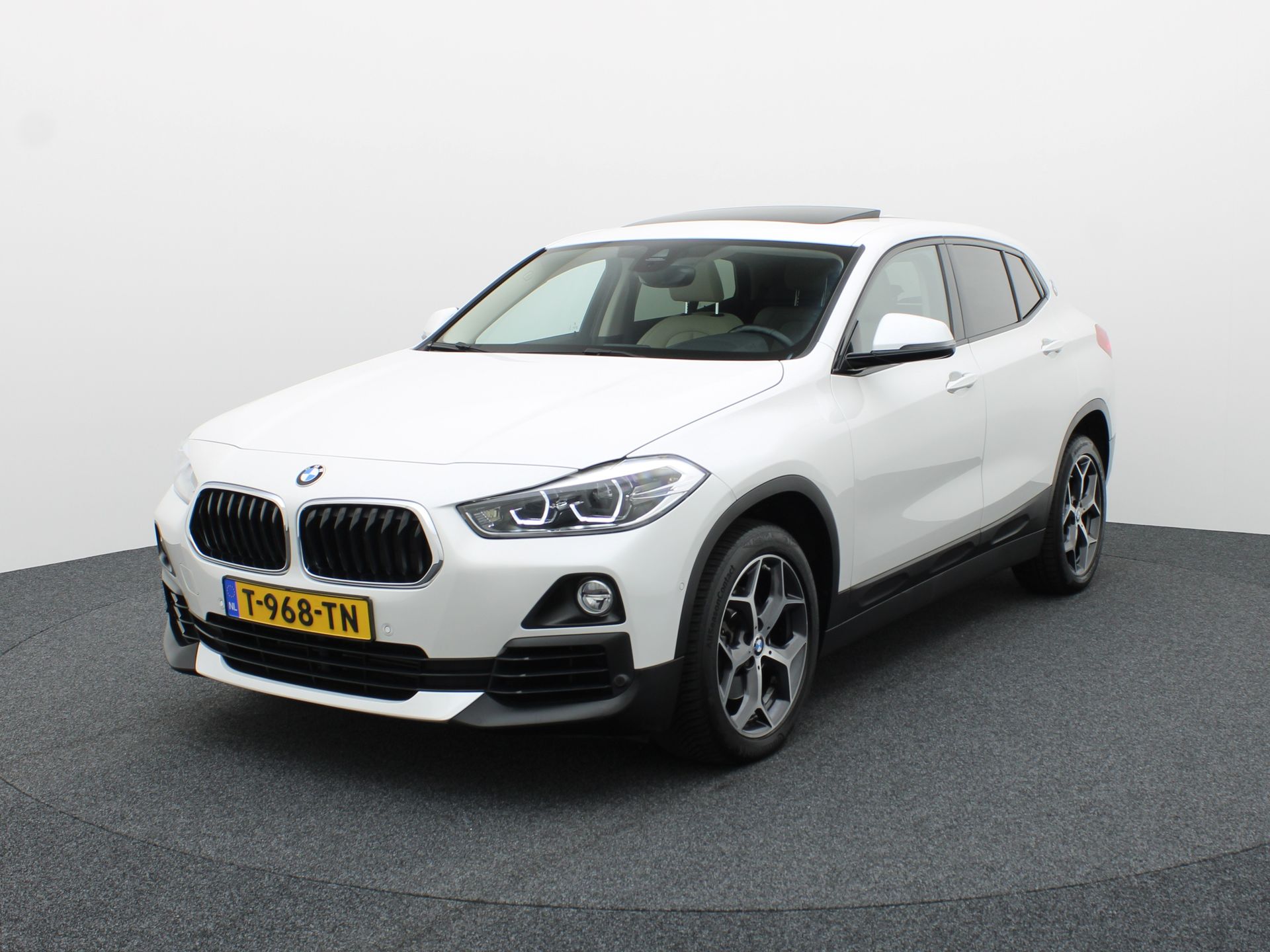 Foto van BMW X2