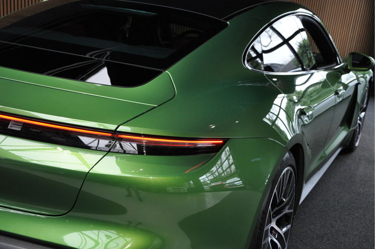 Porsche Taycan