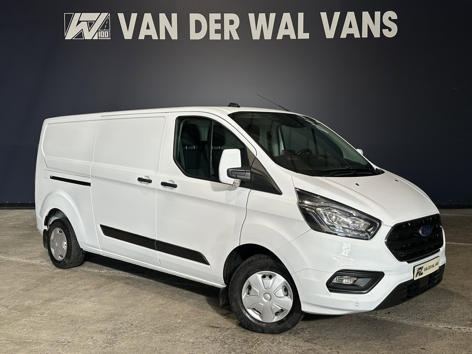Ford Transit Custom 2.0 TDCI 105pk L2H1 Euro6 Airco | Camera | Navigatie | LED | Apple Carplay