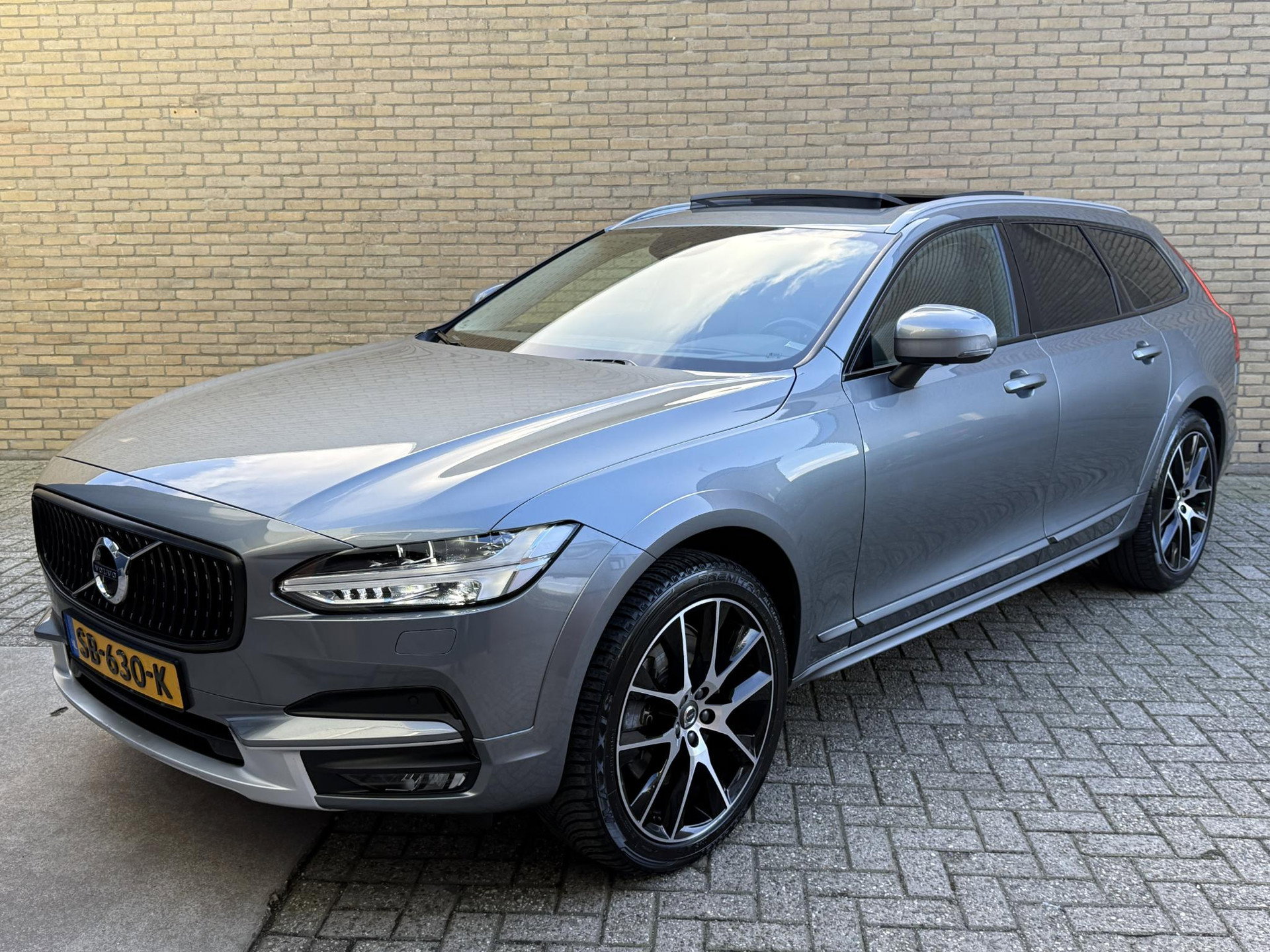 Foto van Volvo V90