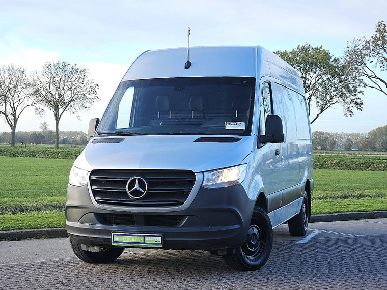 Foto van Mercedes-Benz Sprinter
