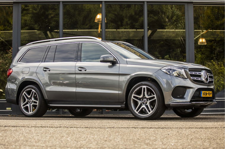 Foto van Mercedes-Benz GLS 350 D 4MATIC AMG /