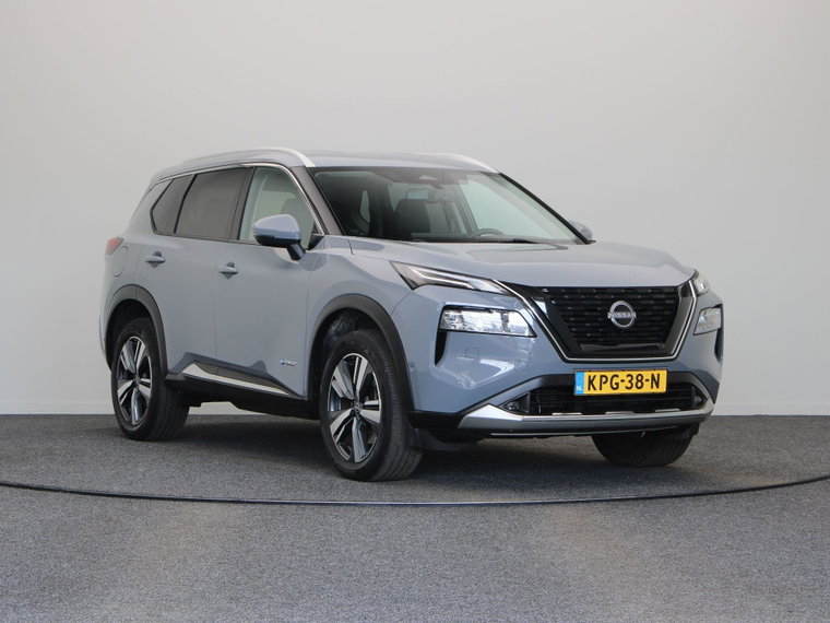Nissan X-Trail foto 1