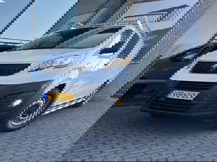Foto van Peugeot Expert