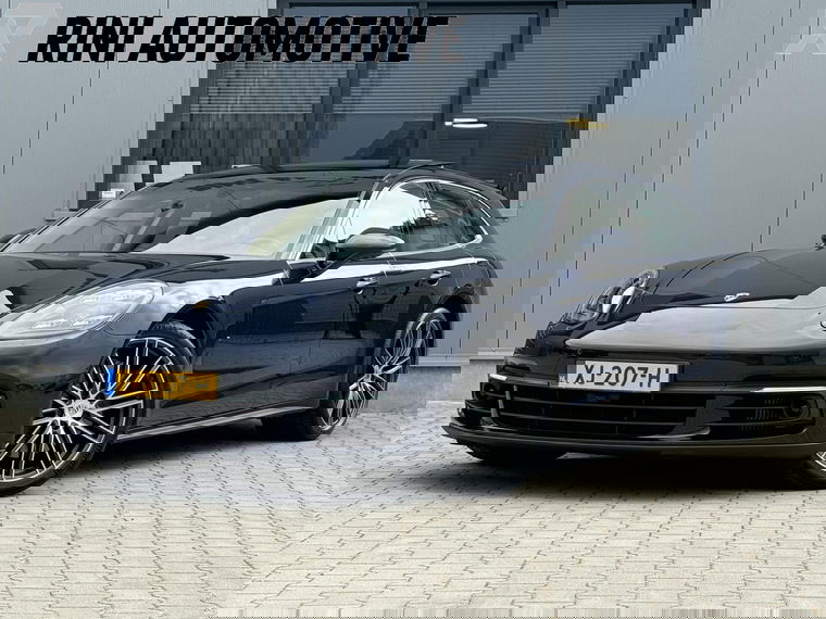 Foto van Porsche Panamera