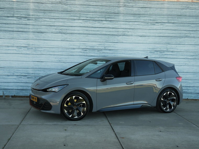 Foto van CUPRA Born