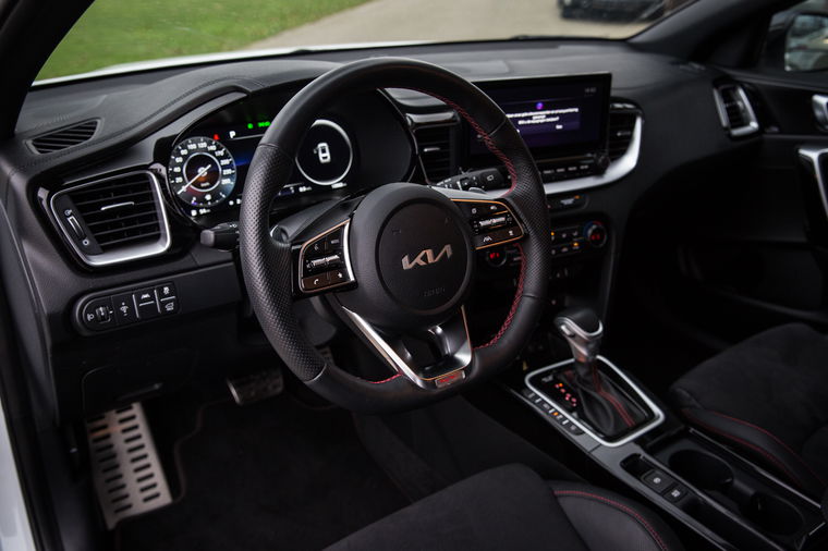 Kia ProCeed