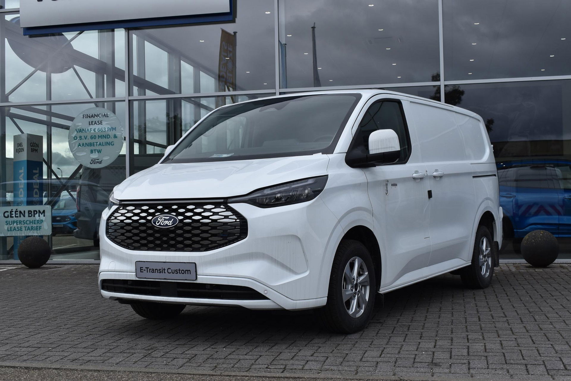 Foto van Ford E-Transit Custom