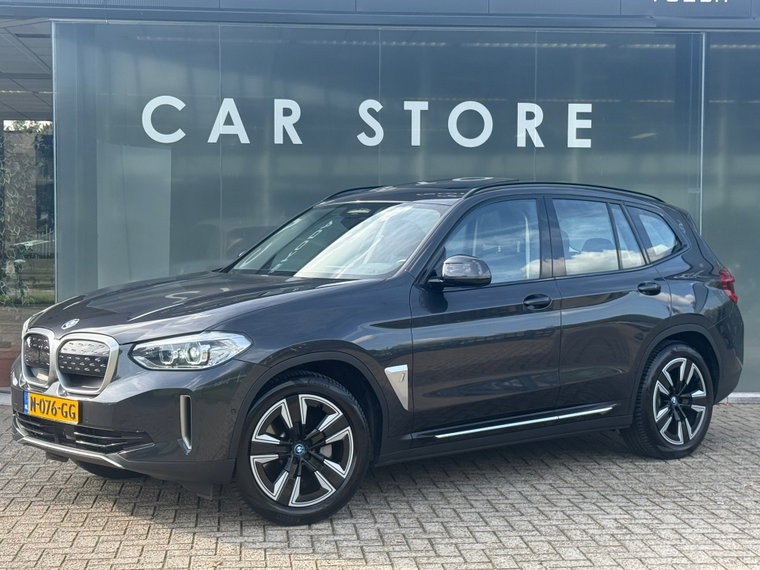 Foto van BMW iX3