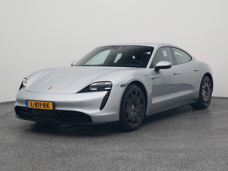 Foto van Porsche Taycan