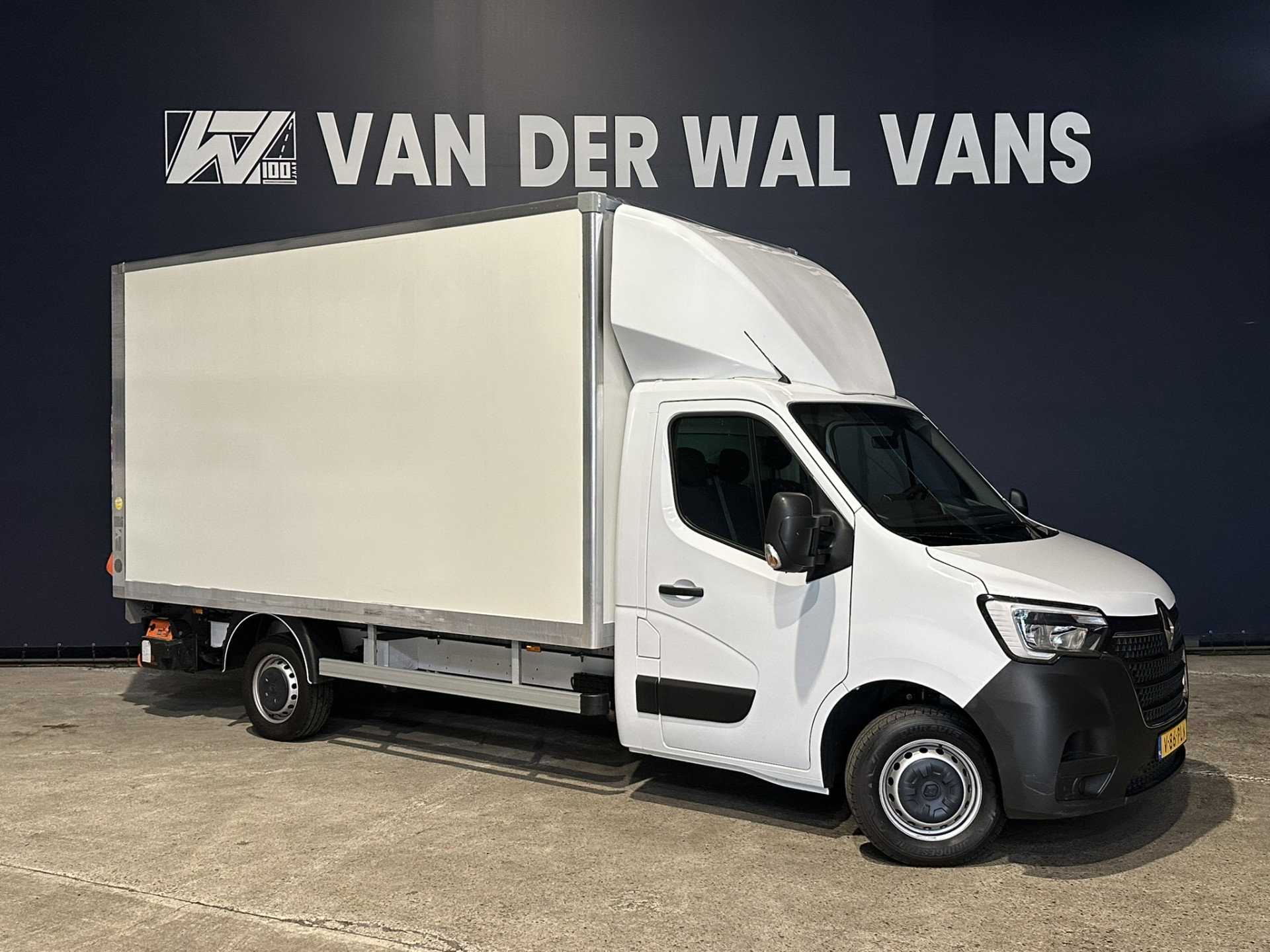 Renault Master 2.3 dCi 146pk Bakwagen 222cm Hoog Laadklep Euro6 Airco | Camera | Navigatie | LED | 983kg Laadvermogen