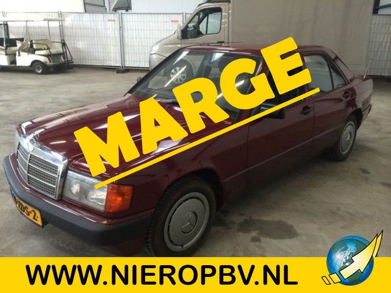 Mercedes-Benz 190 foto 1