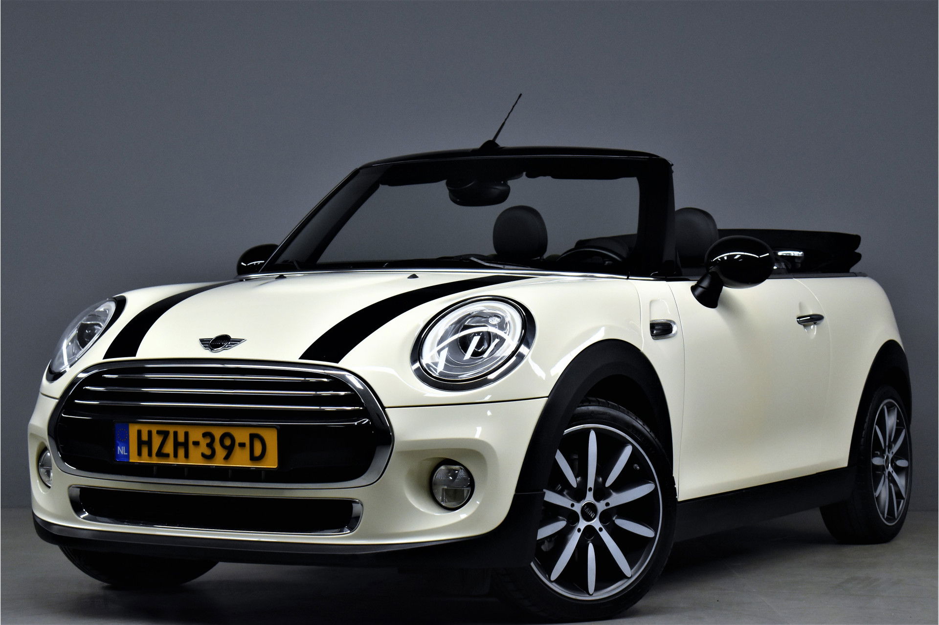 Foto van MINI Cooper Cabrio