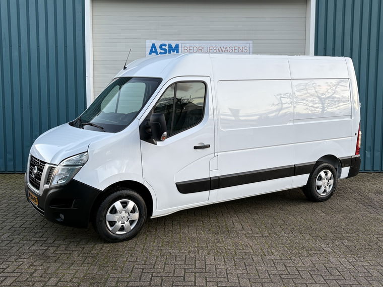 Nissan NV400