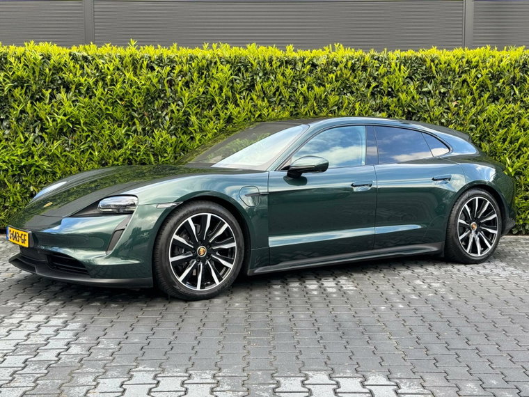 Foto van Porsche Taycan
