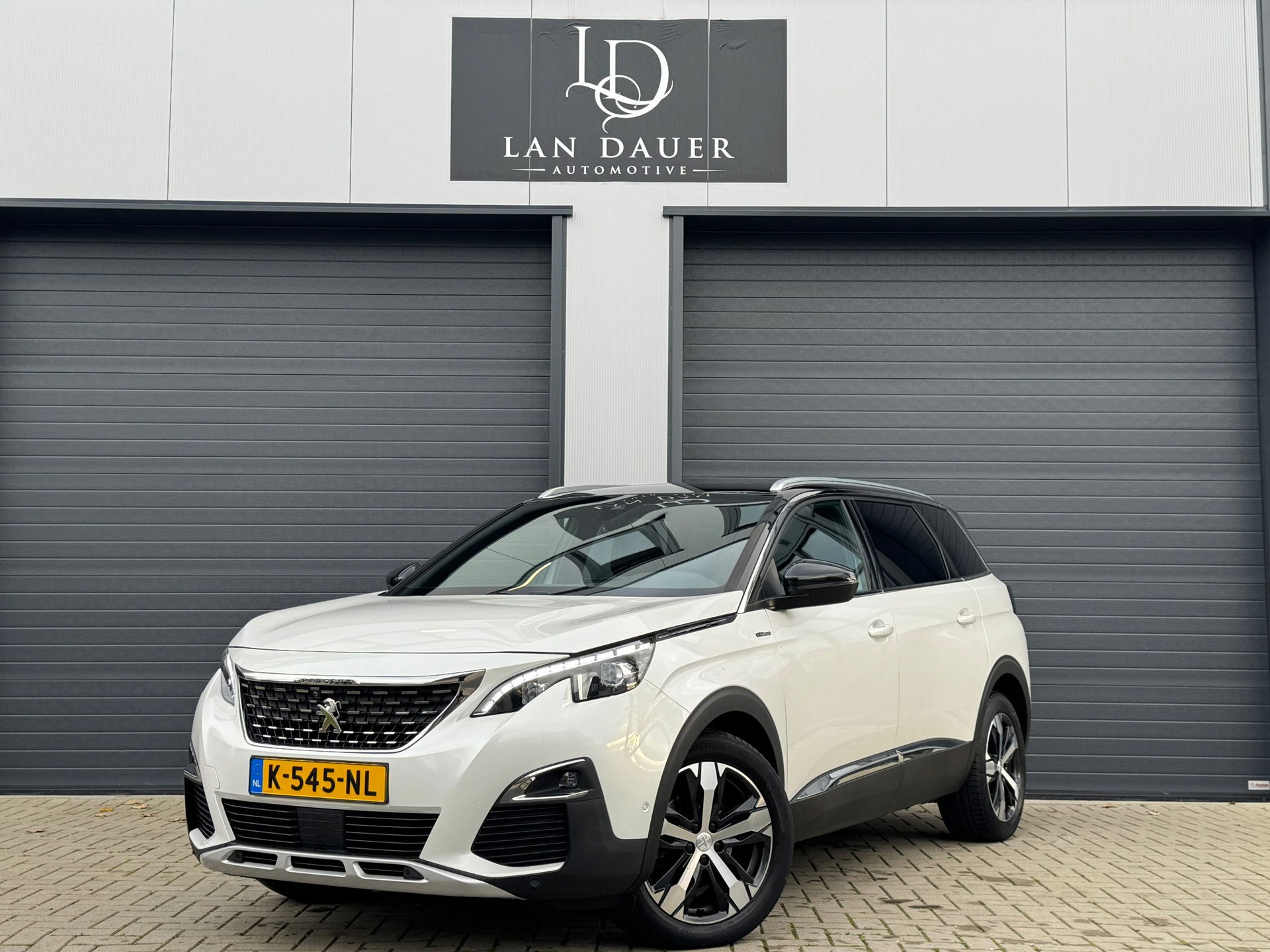 Foto van Peugeot 5008