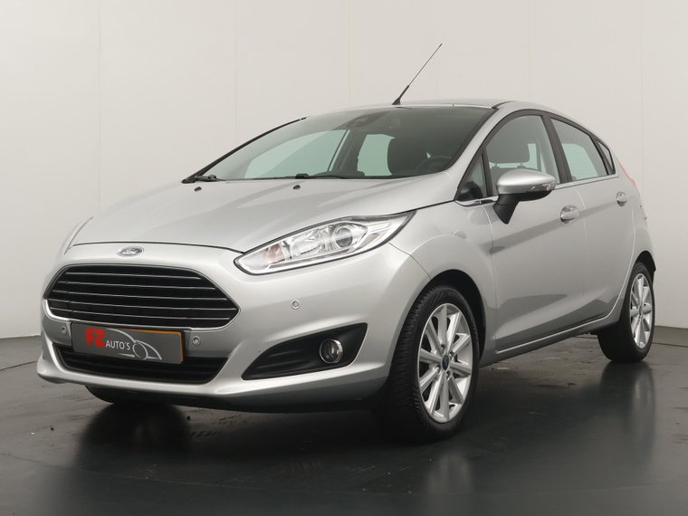 Ford Fiesta foto 1