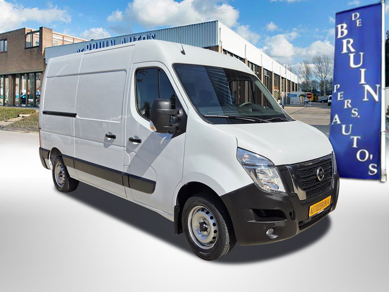 Nissan Interstar