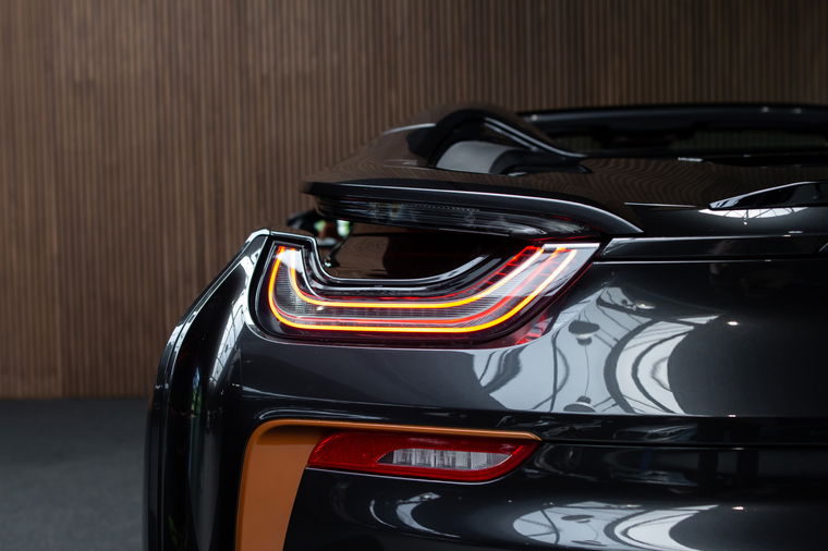 BMW i8 Roadster