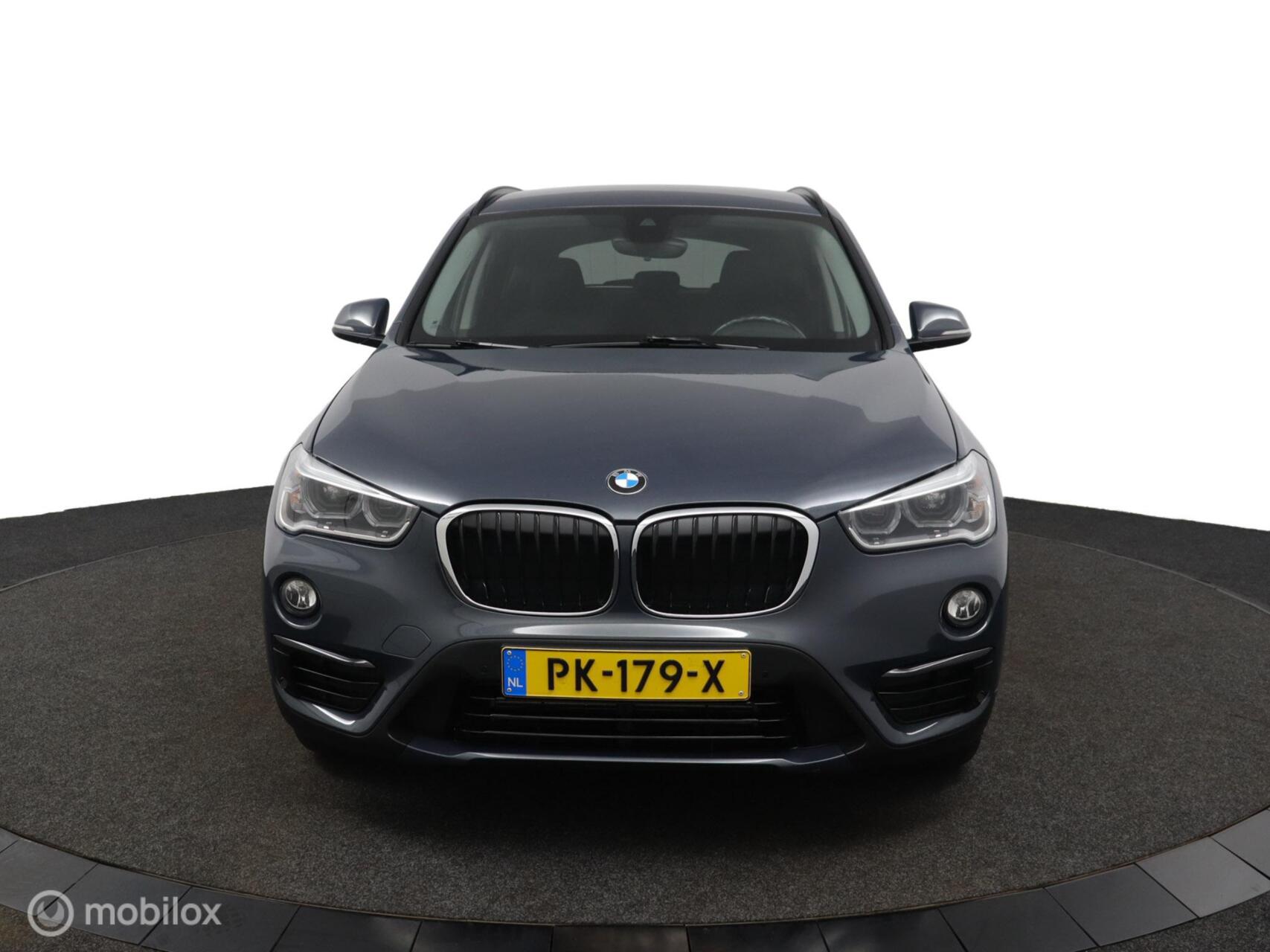Foto van BMW X1