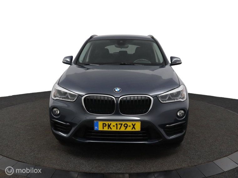 Foto van BMW X1
