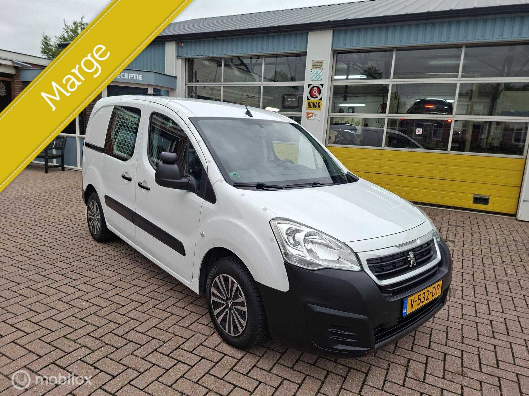 Foto van Peugeot Partner