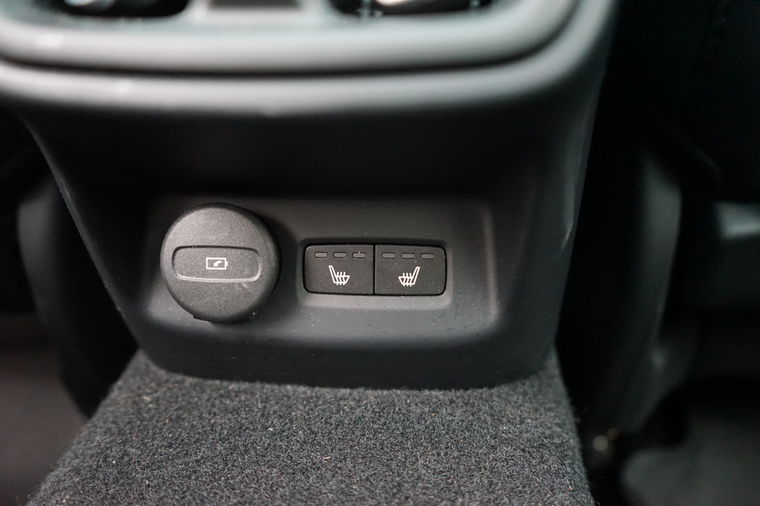Polestar 2 Black Edition