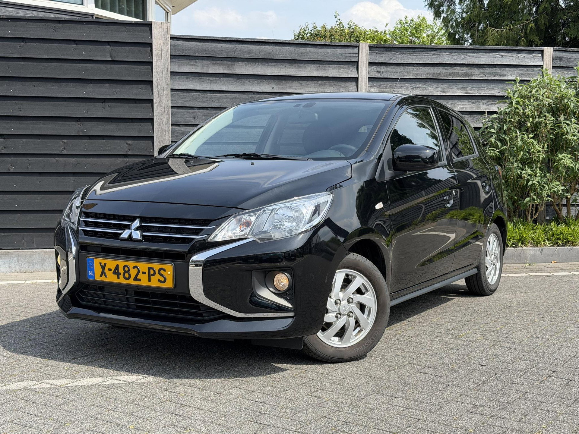 Foto van Mitsubishi Space Star