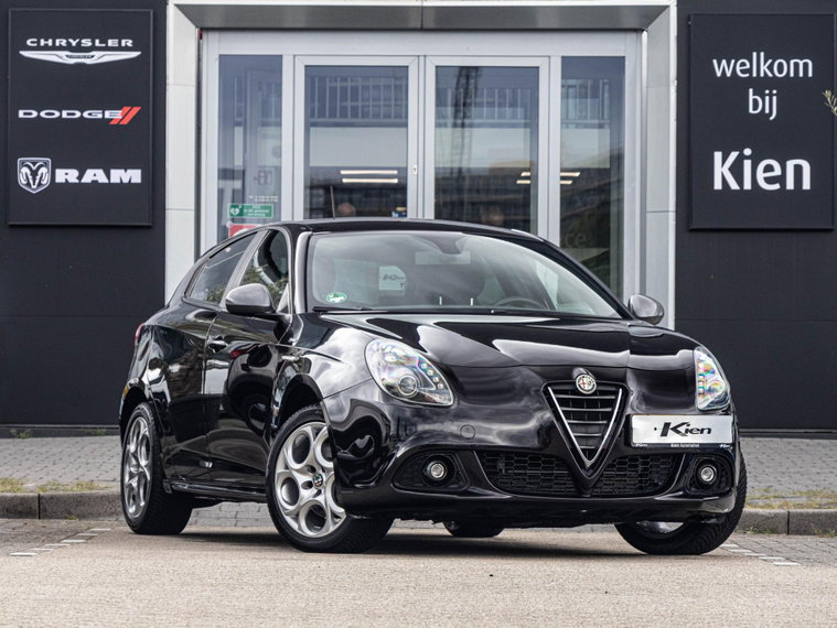 Alfa Romeo Giulietta foto 1