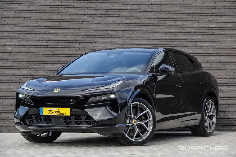 Foto van Lotus Eletre