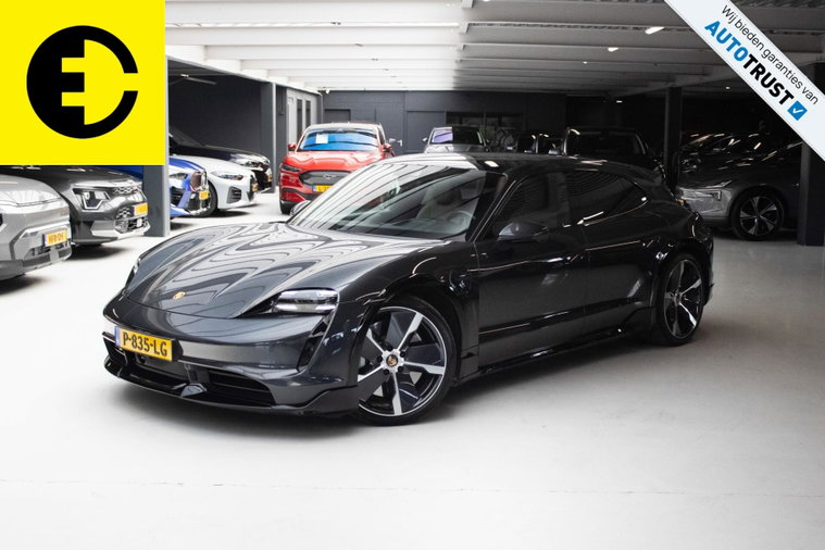 Foto van Porsche Taycan
