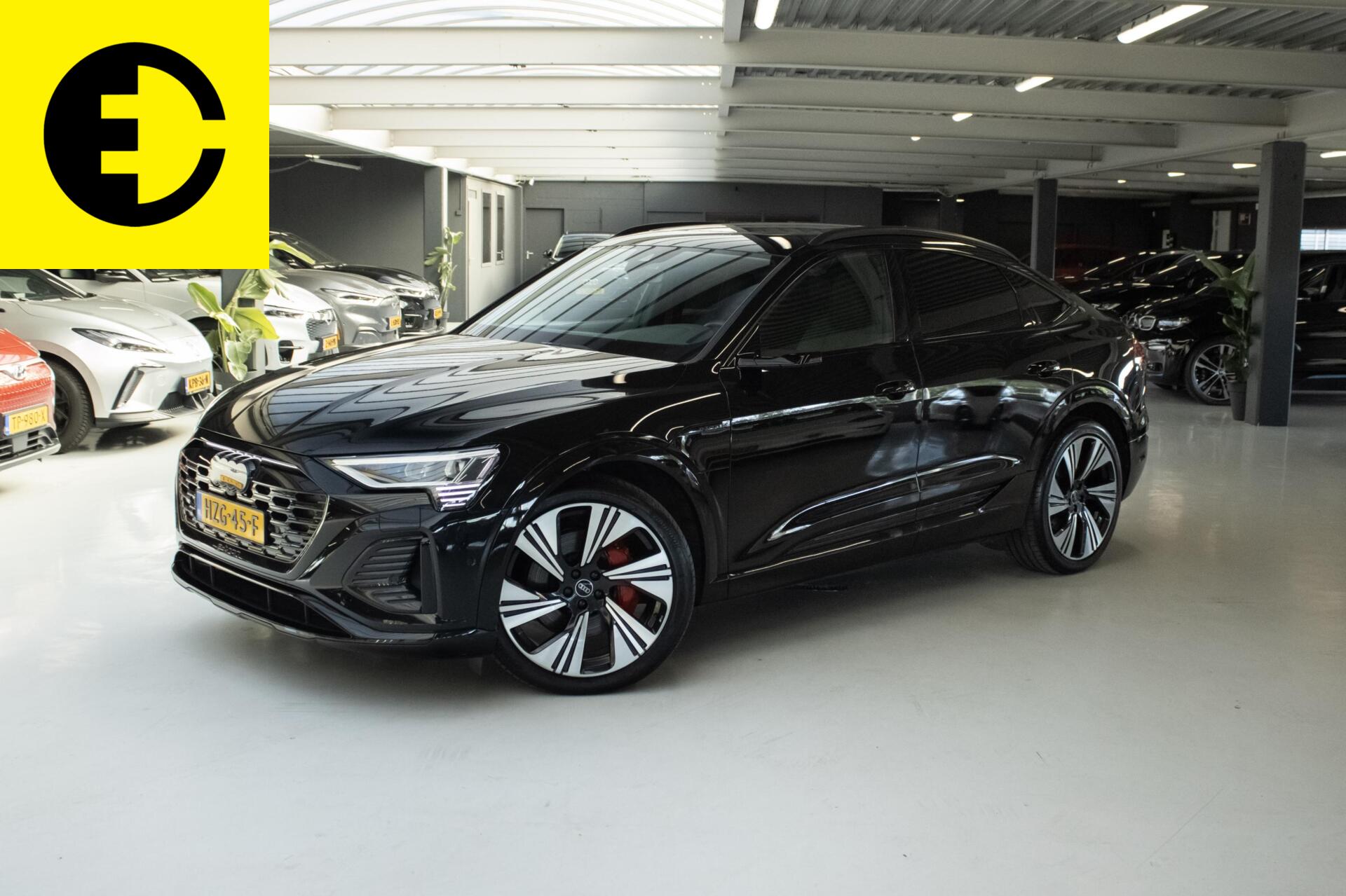 Foto van Audi Q8 Sportback e-tron