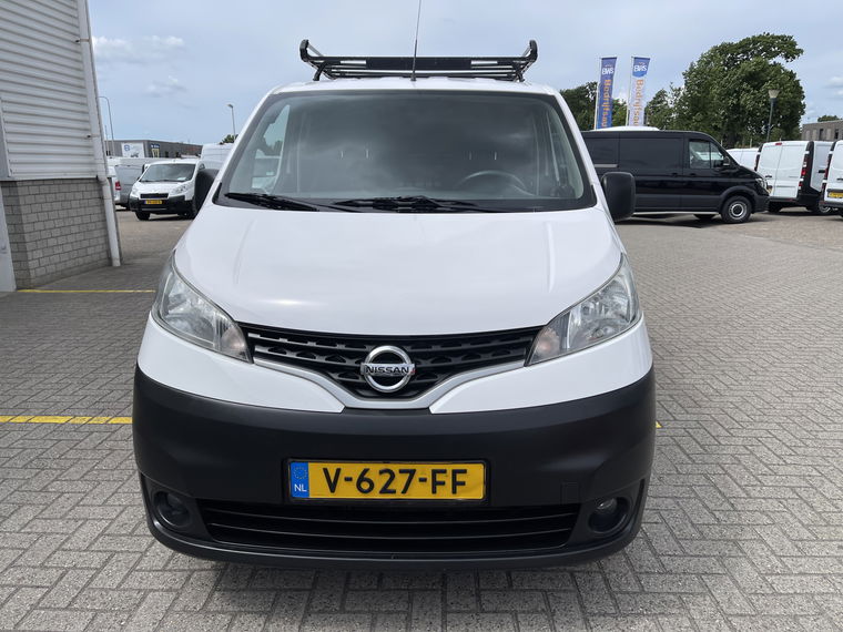 Nissan NV200